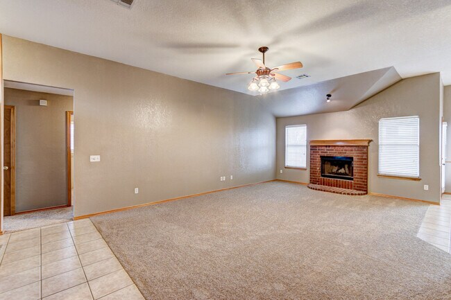 Foto del edificio - 2616 Southern Hills Dr
