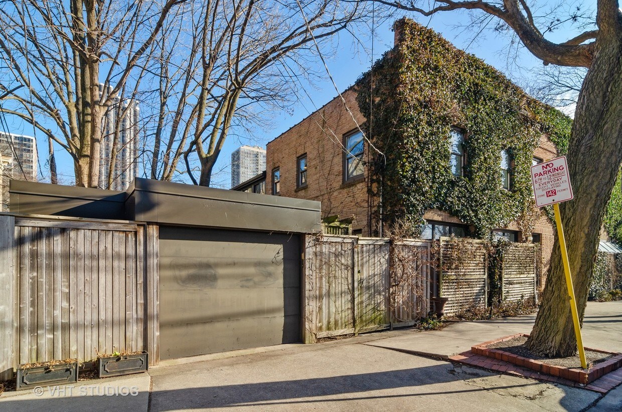 Primary Photo - 1735 N Orleans St