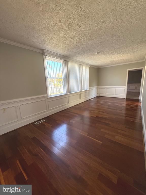 Foto del edificio - 17141 Gail Dr