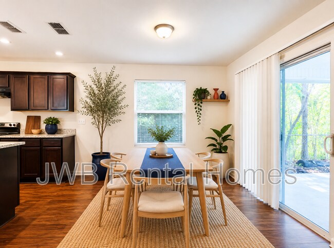 Foto del edificio - 2048 Sheridan St