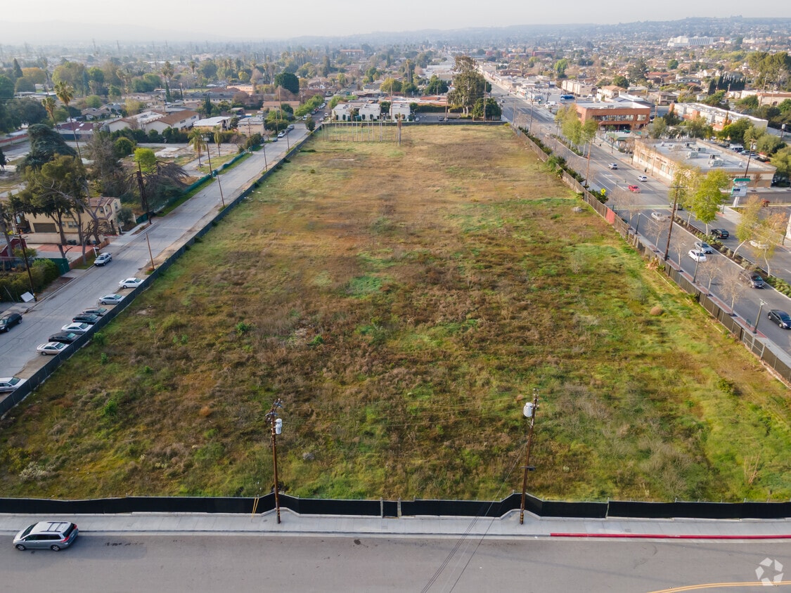  - Pacific Square - Residential