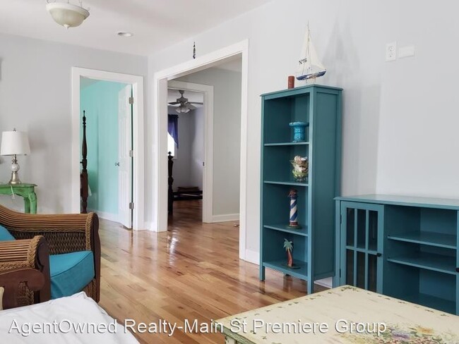 Building Photo - 3 br, 2 bath House - 642 Gaillard Road