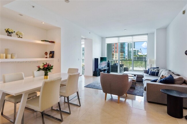 Foto del edificio - 50 South Pointe Dr