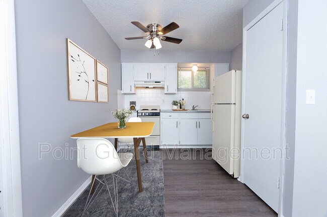 Foto del edificio - 2727 N Amidon Ave