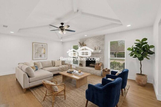 Building Photo - Hondo Is Your Home! Remodeled Home In Plano