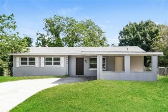 Building Photo - 2409 Straker Ct