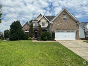 Building Photo - 4852 Knollview Dr