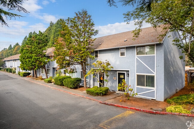 CRYSTAL SPRINGS CONDOMINIUMS