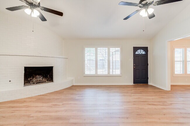 Foto del edificio - Beautiful 4 Bed 2.5 Bath in South Lubbock!