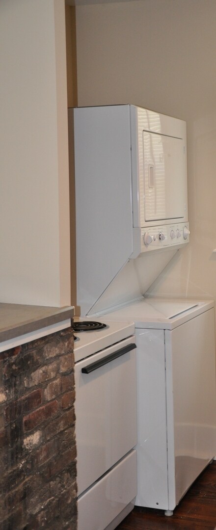 Foto del edificio - Pre-Leasing Now for the Fall Semester 2026