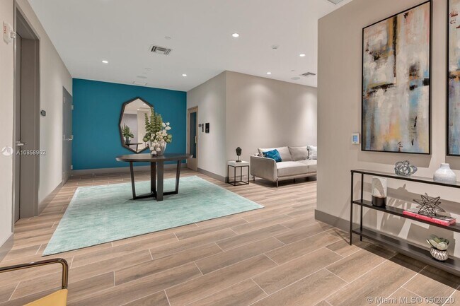 Foto del edificio - 5350 NW 84th Ave