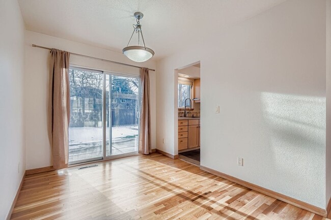 Building Photo - 755 Morgan Dr