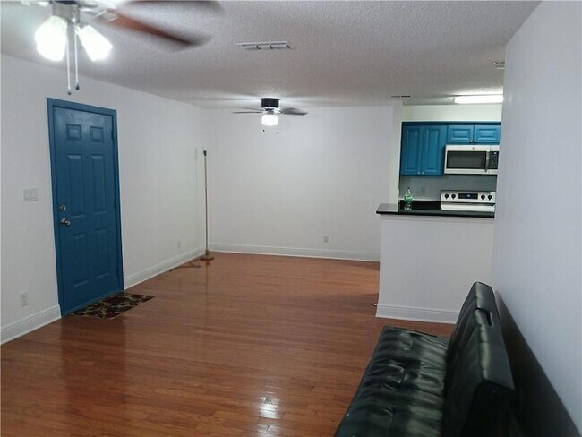 Foto del edificio - 4207 Santa Fe Pkwy