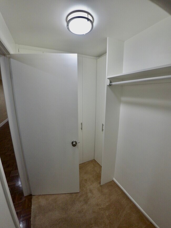 Entry Closet - 940 S Donner Way