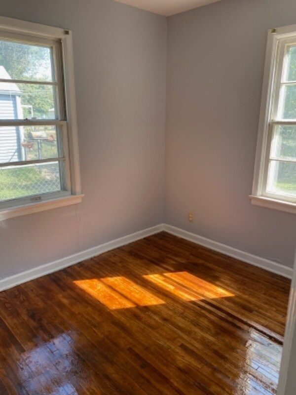 Foto del edificio - 1729 E Looman St