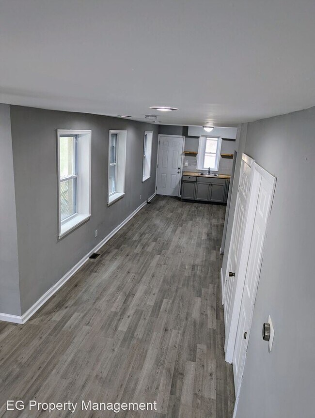 Building Photo - 3 br, 1.5 bath House - 5146 Wyalusing St.