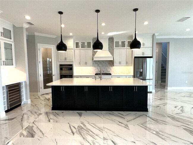 Building Photo - 2463 Star Apple Wy
