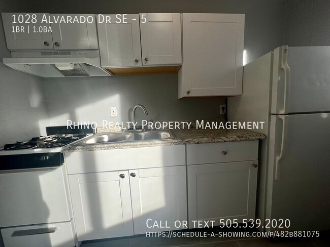 Building Photo - 1st Month Rent Free! Remodeled 1 Bedroom, ...