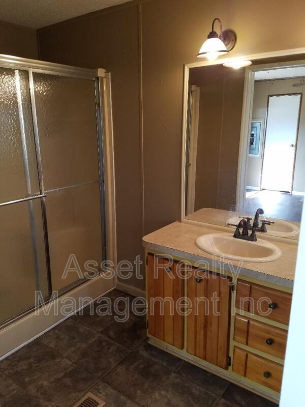 Building Photo - 243 Harless Rd