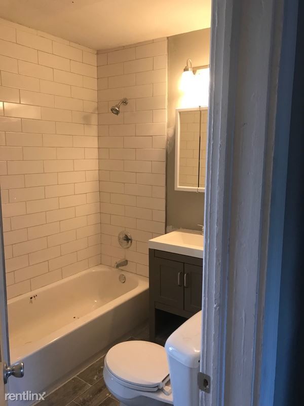 Foto del edificio - 2 br, 1 bath Apartment - 608 Beaumont St
