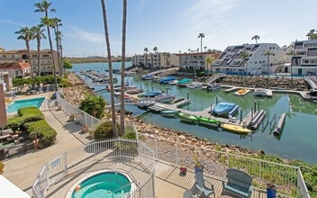 Building Photo - 4705 Marina Dr