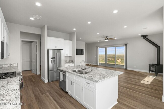 Building Photo - 15690 E Orch Vw Rd