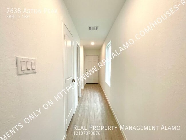 Building Photo - 7638 Aston Peak