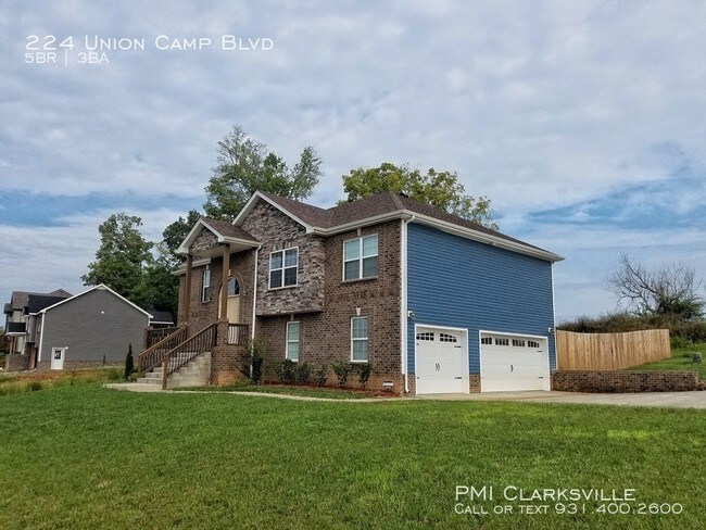 Building Photo - Amazing 5 Bedroom Home in Anderson Place