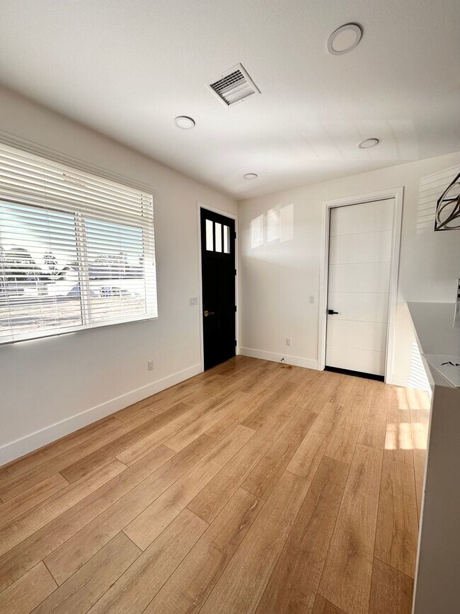 2bd/2ba Home Antigua Dr. (Jurupa Valley) House Rental in Jurupa