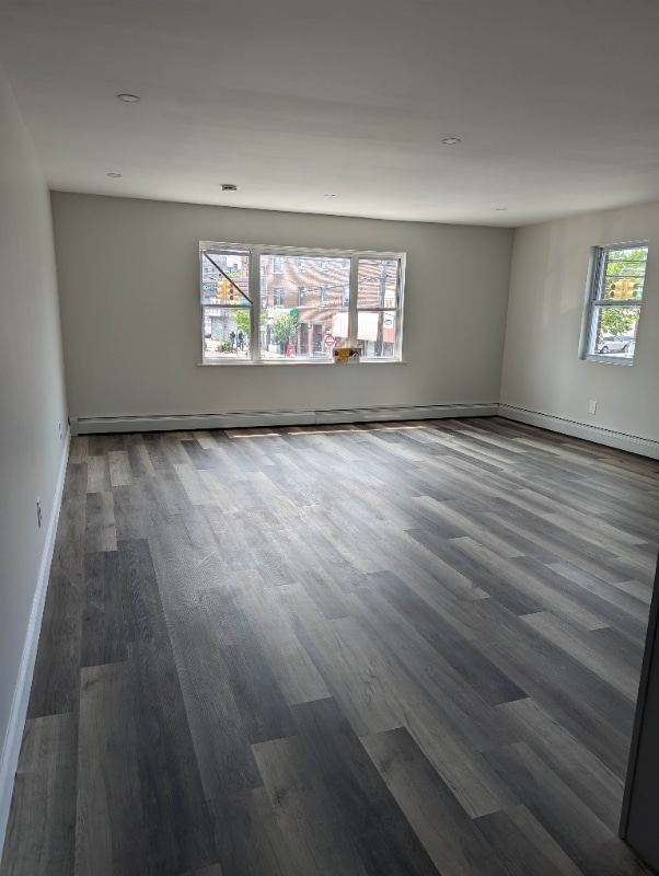 Building Photo - 1446 Williamsbridge Rd