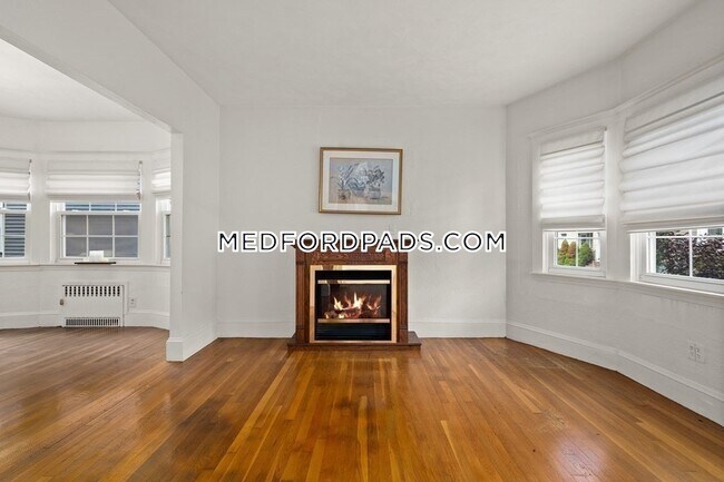 Foto del edificio - 100 Windsor Rd