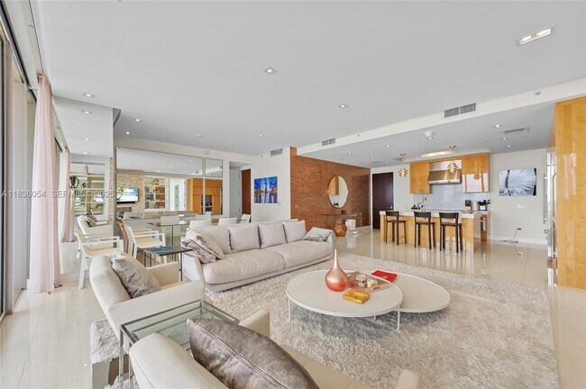 Foto del edificio - 9705 Collins Ave