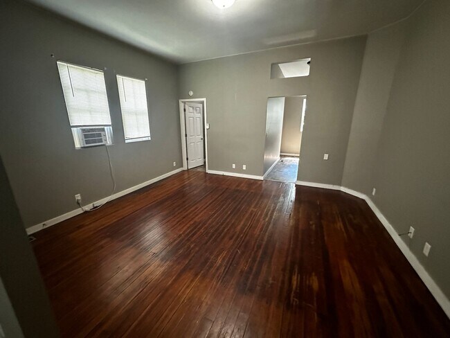 Foto del edificio - 2413 S 11th St.