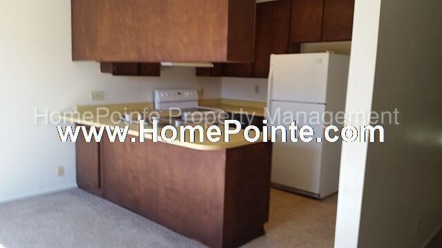 Foto del edificio - 5230 Greenberry Dr