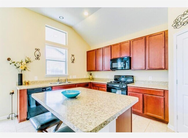 Foto del edificio - 29615 Benson Springs Ln