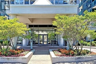Building Photo - 30 N Park Rd