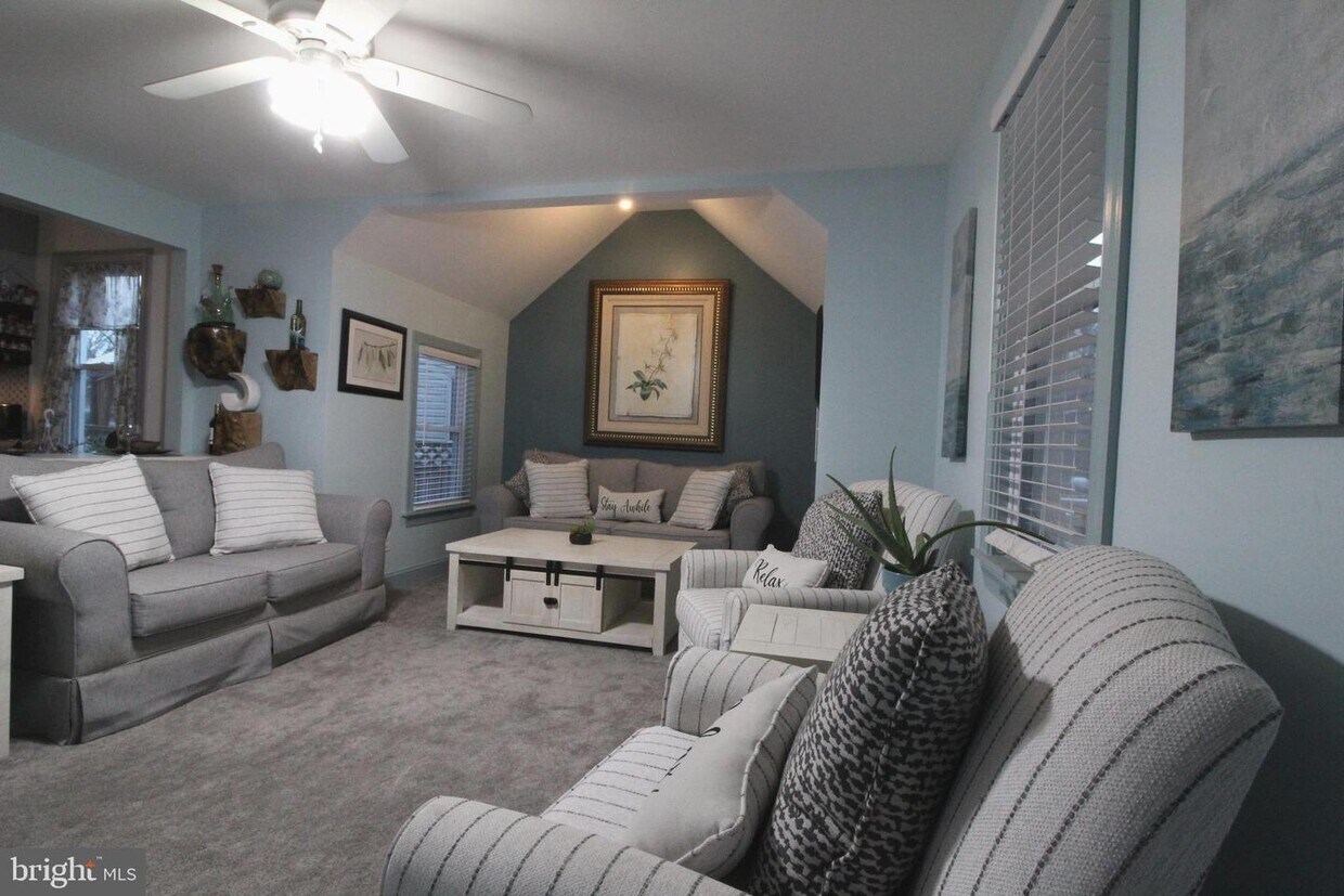 Foto principal - 2823 Ross Ave