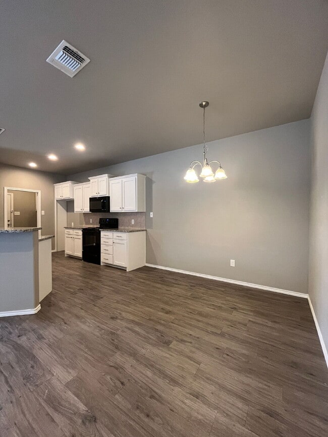 Foto del edificio - Spacious Duplex-3/2/2 Near Preston Manor!