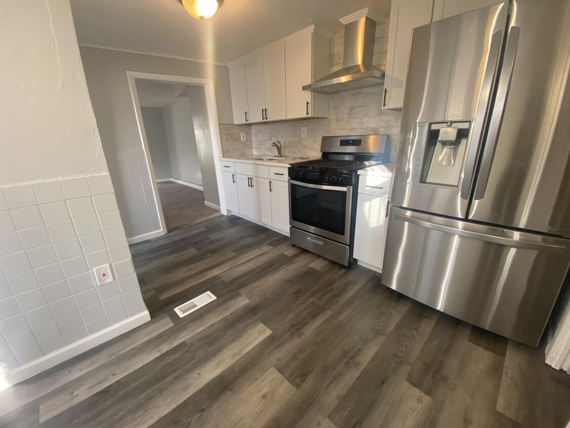 Foto principal - 3410 Farragut Ave