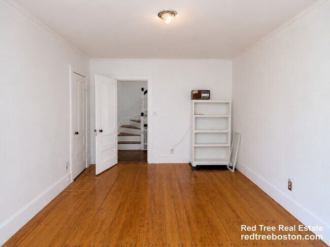 Foto del edificio - 45 N Beacon St