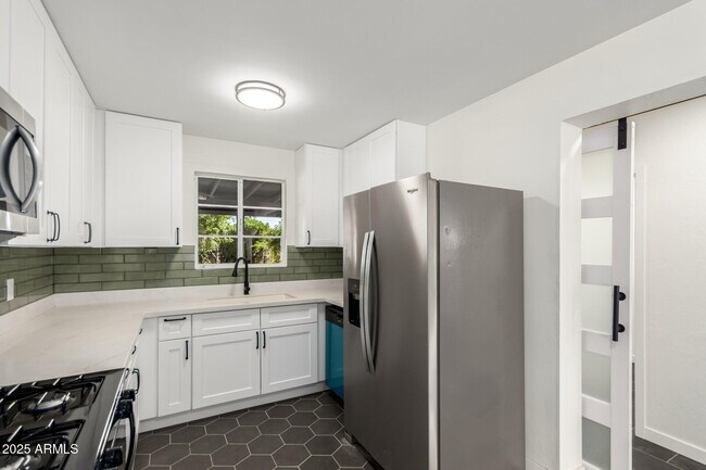Foto del edificio - 1507 E Cedar St