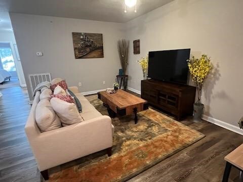 Foto principal - 3500 Clover Rd