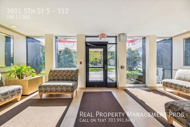 Building Photo - 3601 5th St S