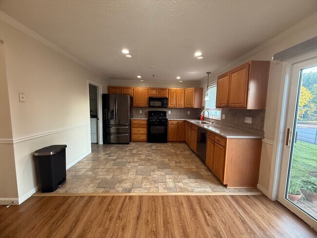 Foto del edificio - 29 Georgetown Dr