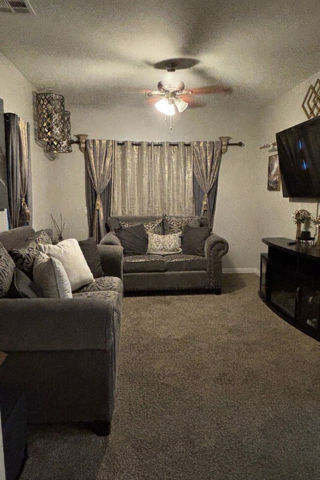 Foto del edificio - 17748 W Mandalay Ln