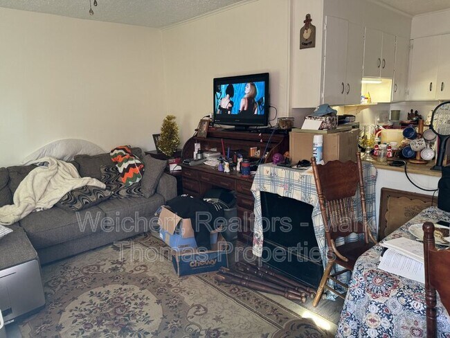 Foto del edificio - 400 School St