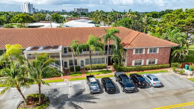 Foto del edificio - 2800 NE 28th St