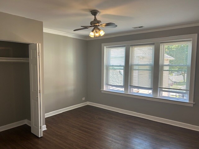 Foto del edificio - 2037 N Kildare Ave