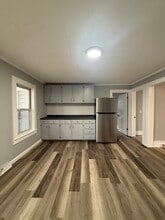 Building Photo - 149 Charlton St