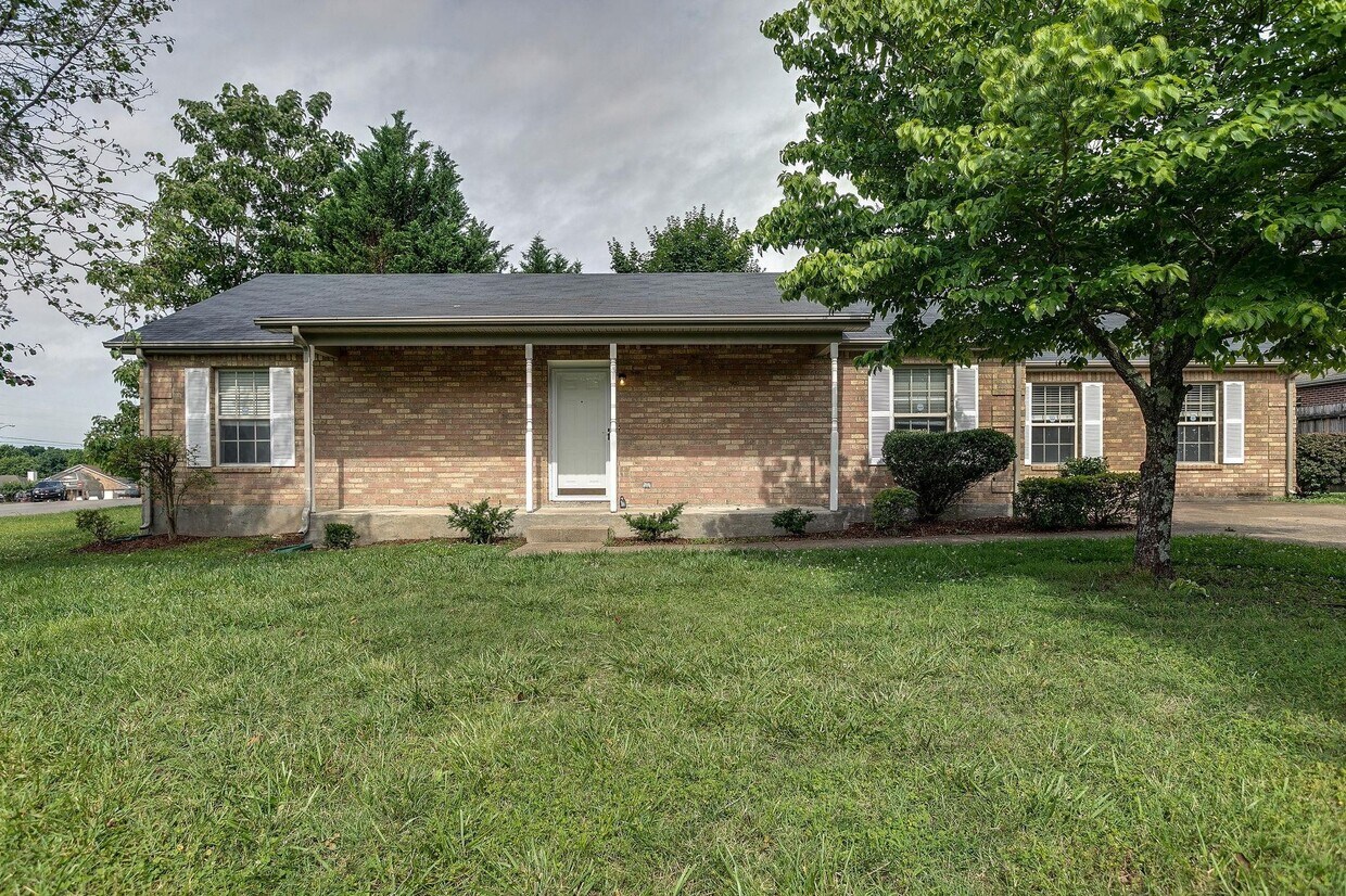 Primary Photo - 2280 Joann Dr